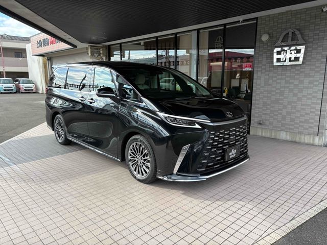 TOYOTA / ﾚｸｻｽ LM500h