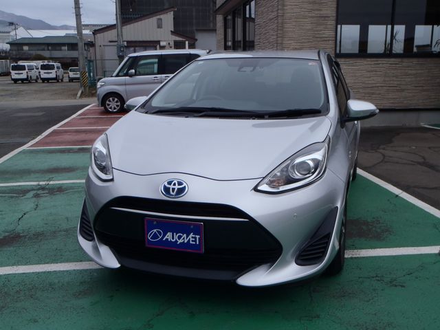 TOYOTA / AQUA