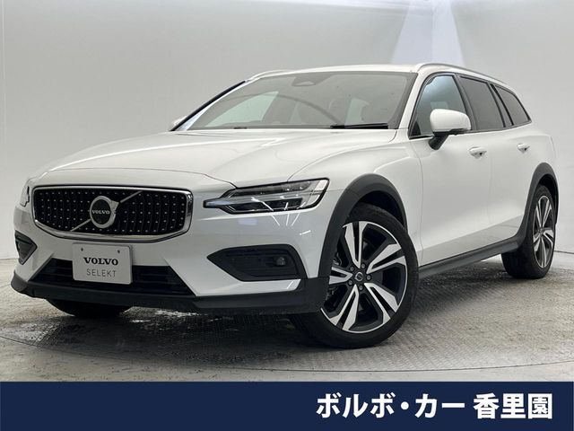 VOLVO / VOLVO V60 CROSS COUNTRY