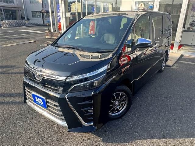 TOYOTA / VOXY