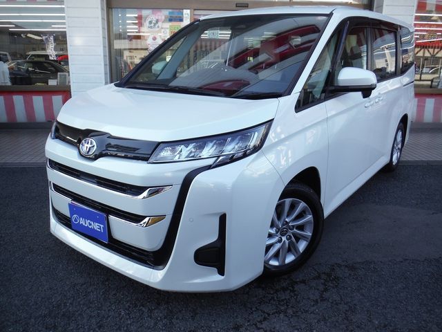 TOYOTA / NOAH HYBRID