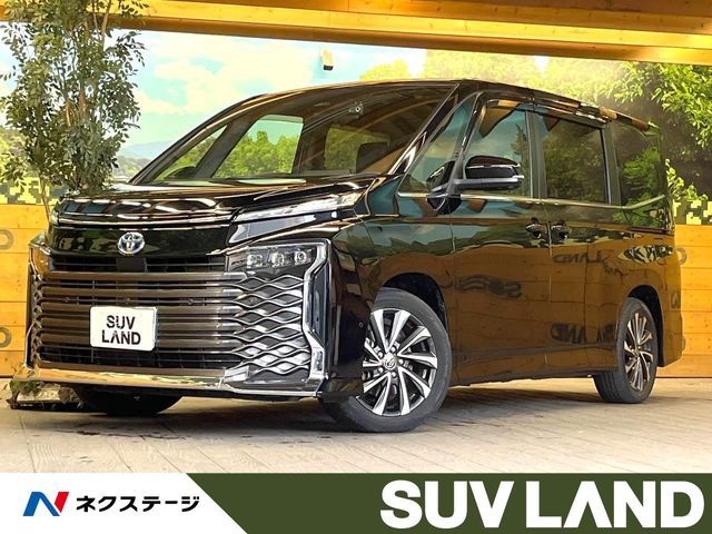 TOYOTA / VOXY HYBRID