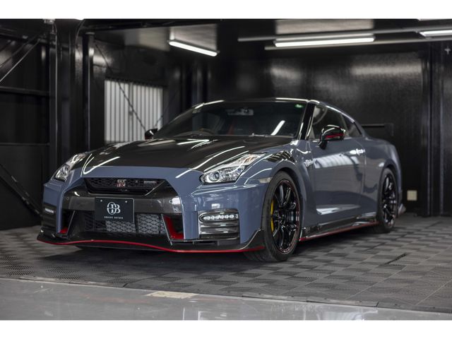 NISSAN / GT-R