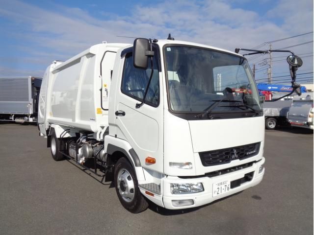 Japanese used car Ref# 1493578 MITSUBISHI FUSOU / FIGHTER