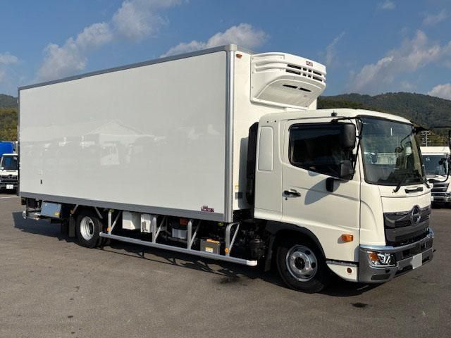 Japanese used car Ref# 1493695 HINO / RANGER