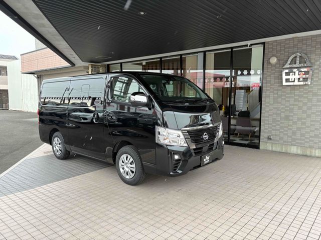 NISSAN / CARAVAN van 4WD