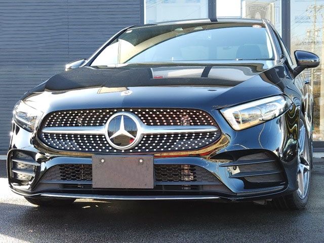 Japanese used car Ref# 1495303 MERCEDES BENZ / MERCEDES BENZ A class sedan