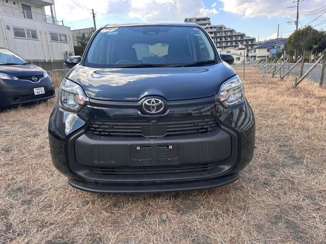 TOYOTA / SIENTA HYBRID