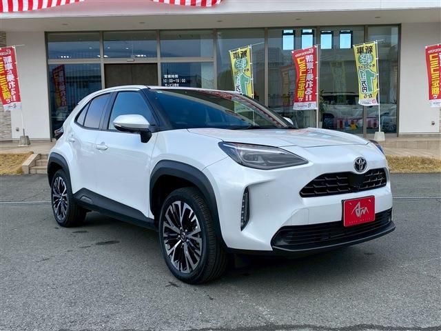 TOYOTA / YARIS CROSS