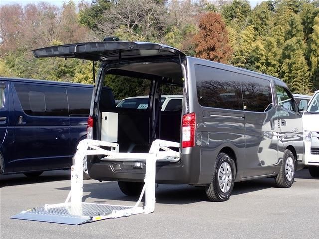 NISSAN / CARAVAN van 2WD