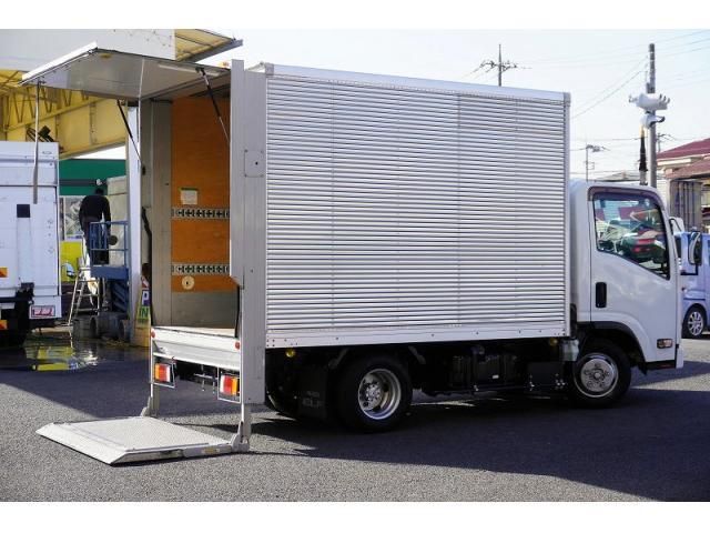 ISUZU / ELF