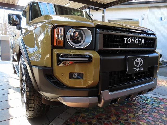 TOYOTA / LANDCRUISER 250