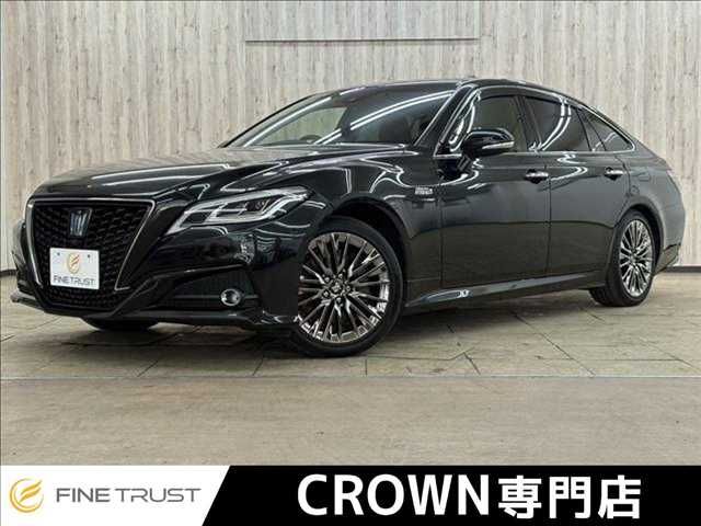 TOYOTA / CROWN sedan hybrid
