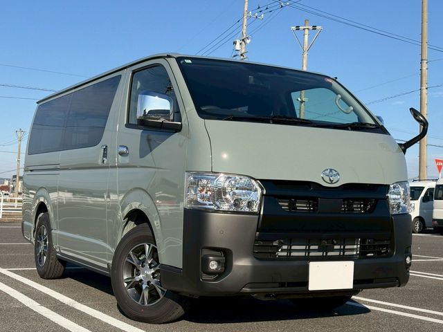 TOYOTA / HIACE van 2WD