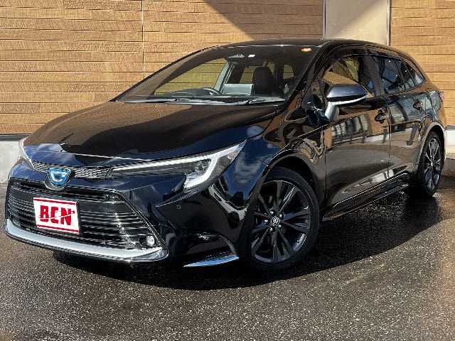 TOYOTA / COROLLA TOURING HYBRID