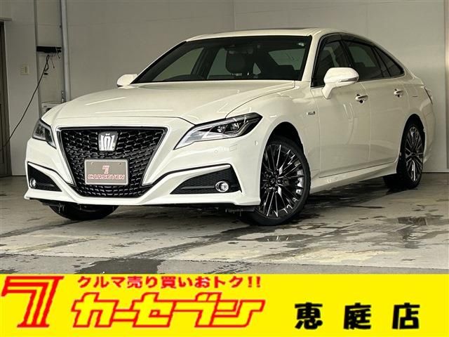 TOYOTA / CROWN sedan hybrid 4WD