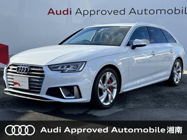 AUDI / AUDI S4 AVANT