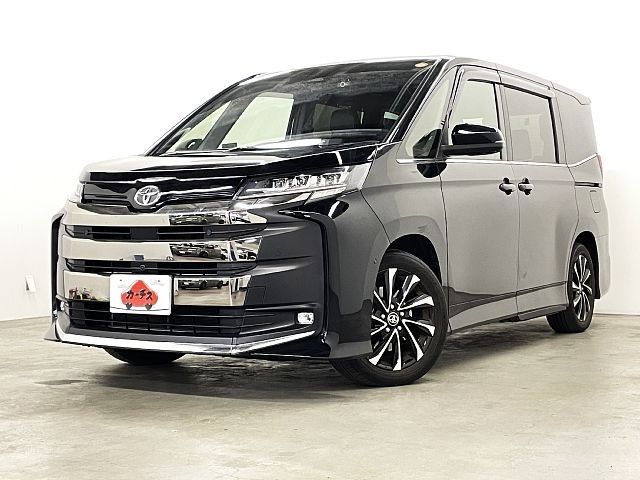 TOYOTA / NOAH