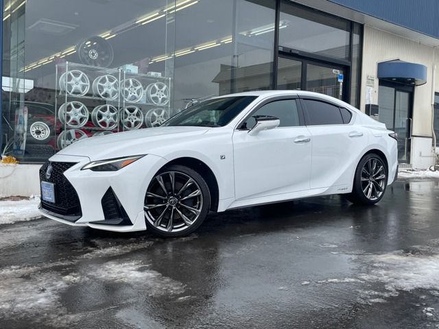 TOYOTA / LEXUS IS300h AWD