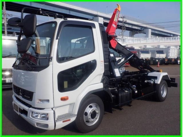 MITSUBISHI FUSOU / FIGHTER