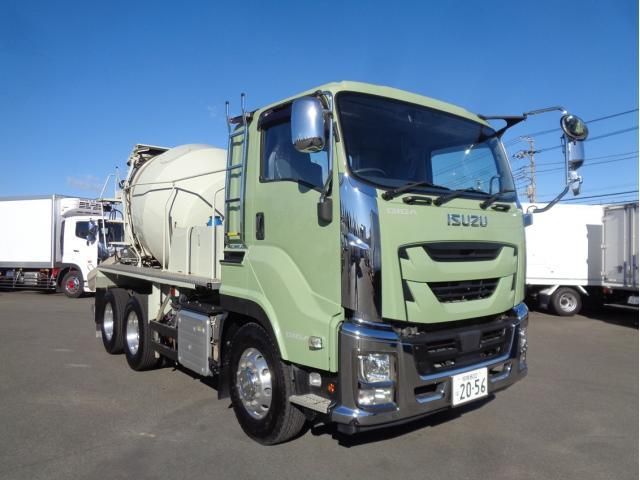ISUZU / GIGA