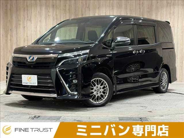 TOYOTA / VOXY HYBRID