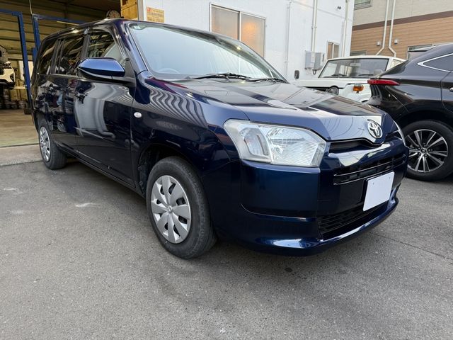 TOYOTA / PROBOX van HYBRID