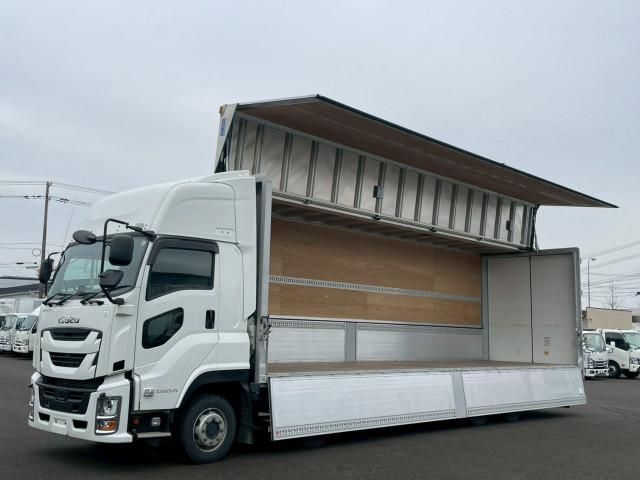 ISUZU / GIGA
