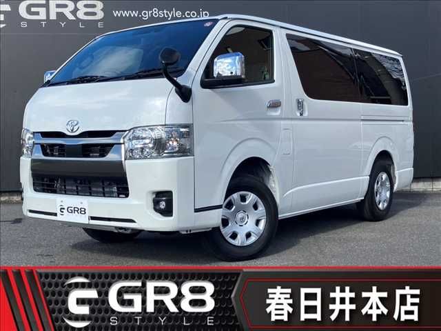 TOYOTA / HIACE van 4WD