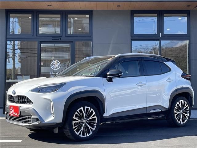 TOYOTA / YARIS CROSS HYBRID