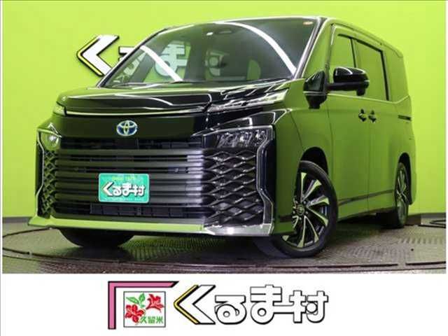 TOYOTA / VOXY HYBRID