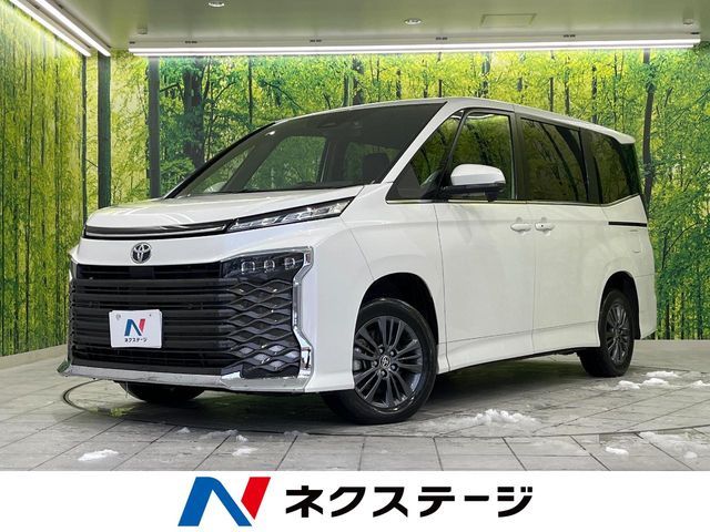 TOYOTA / VOXY 4WD