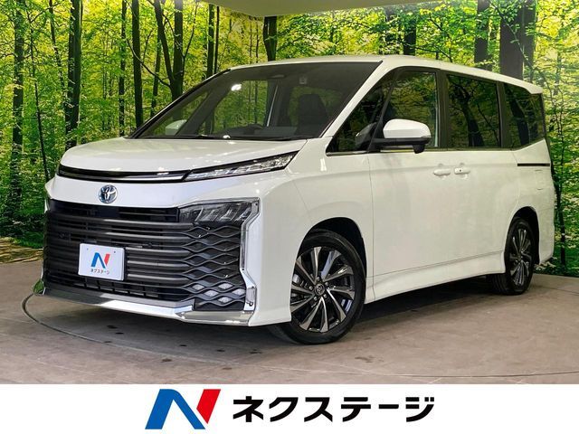 TOYOTA / VOXY HYBRID