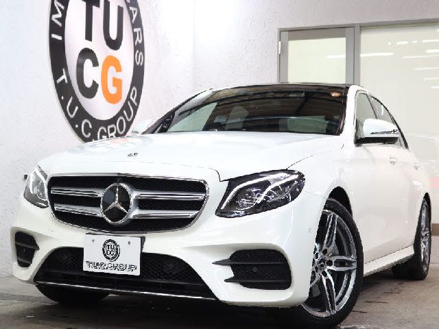 MERCEDES BENZ / MERCEDES BENZ E class sedan