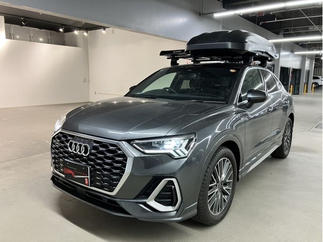 AUDI / AUDI Q3 SPORTBACK