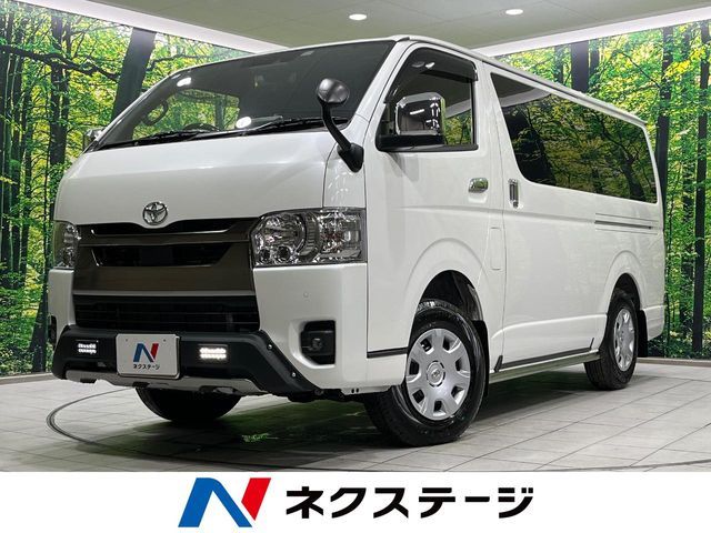TOYOTA / HIACE van 4WD