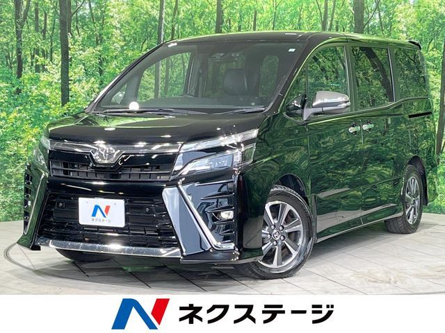 TOYOTA / VOXY