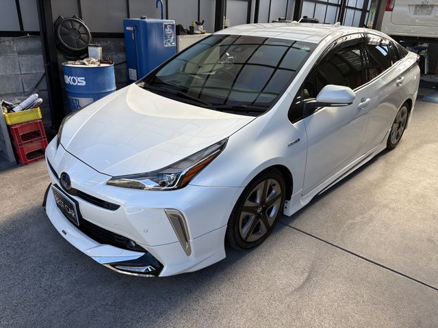 TOYOTA / PRIUS