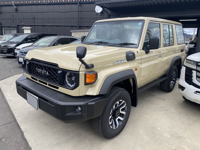 TOYOTA / LANDCRUISER 70
