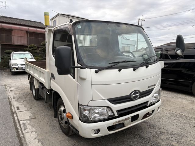 HINO / DUTRO