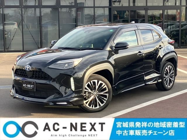 TOYOTA / YARIS CROSS HYBRID