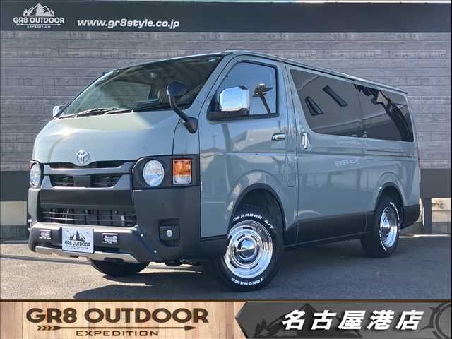 TOYOTA / HIACE van 4WD