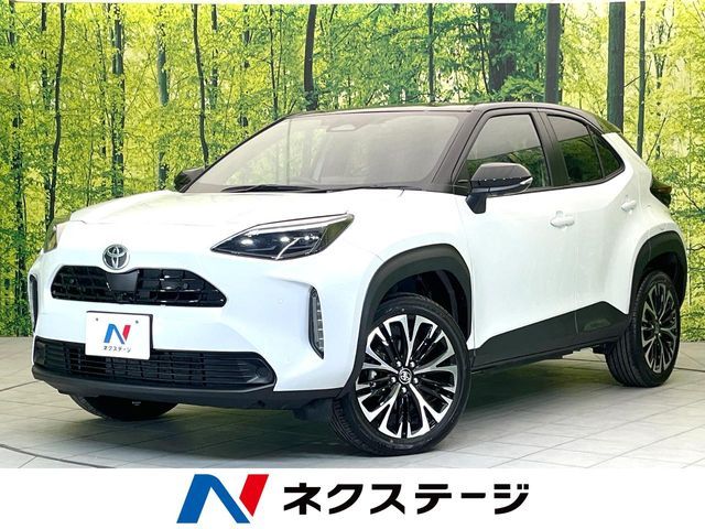 TOYOTA / YARIS CROSS HYBRID