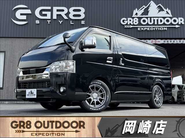 TOYOTA / HIACE van 4WD