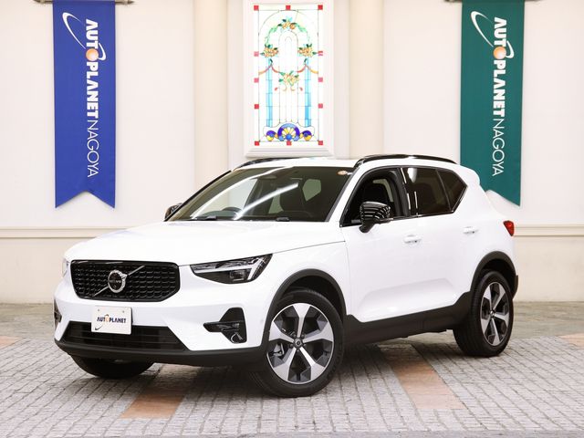 VOLVO / VOLVO XC40