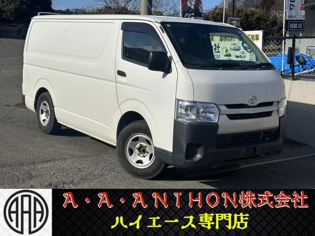 TOYOTA / HIACE van 2WD