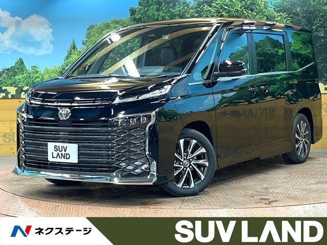 TOYOTA / VOXY HYBRID