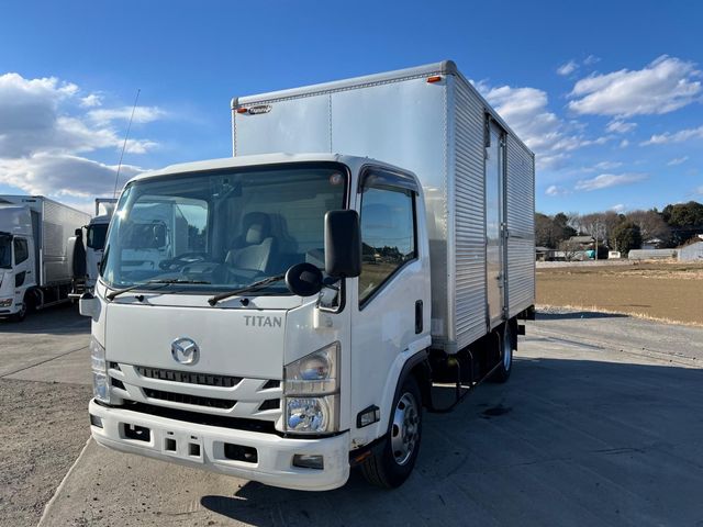 Japanese used car Ref# 1505305 MAZDA / TITAN