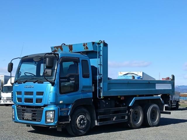 ISUZU / GIGA