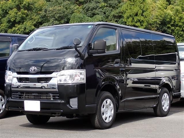 TOYOTA / HIACE van 4WD